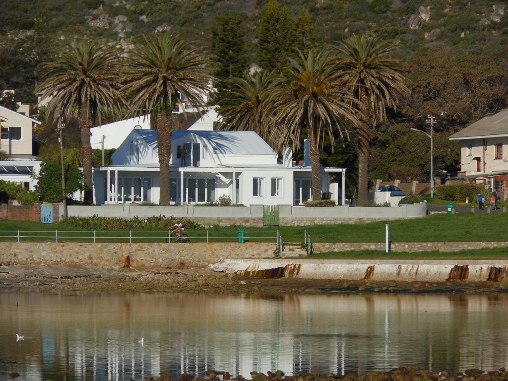 Palm Villa Cottage Kommetjie Room photo